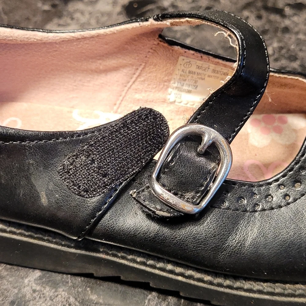 Circo Girls 11 Black casual dress shoes adjustable straps